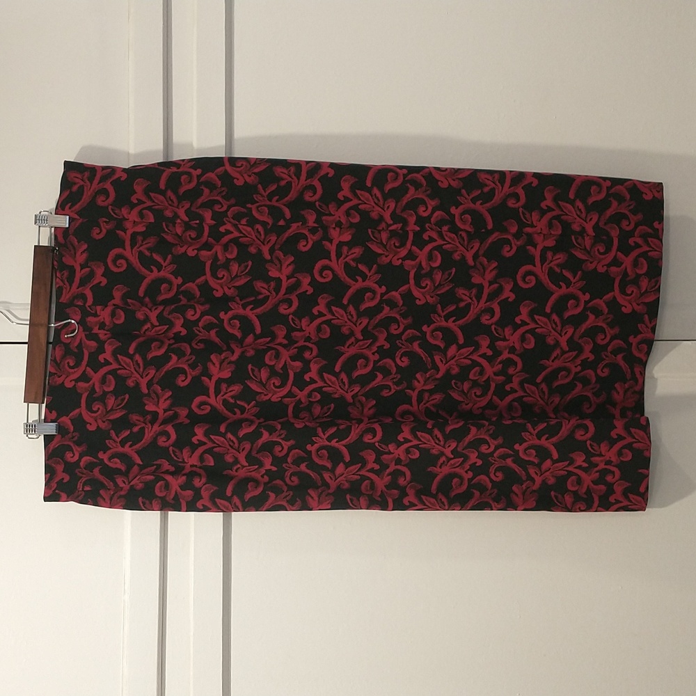 Women's Patterned Skirt